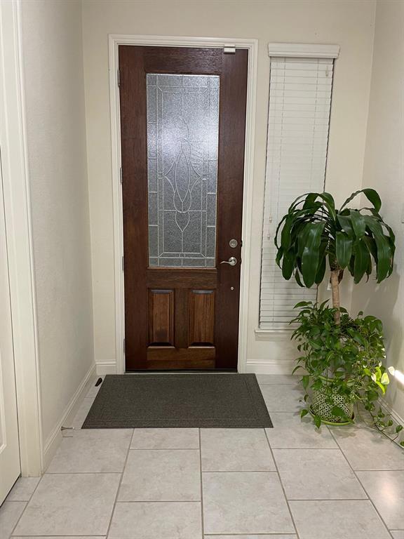 Building Photo - 3014 Paseo de Charros