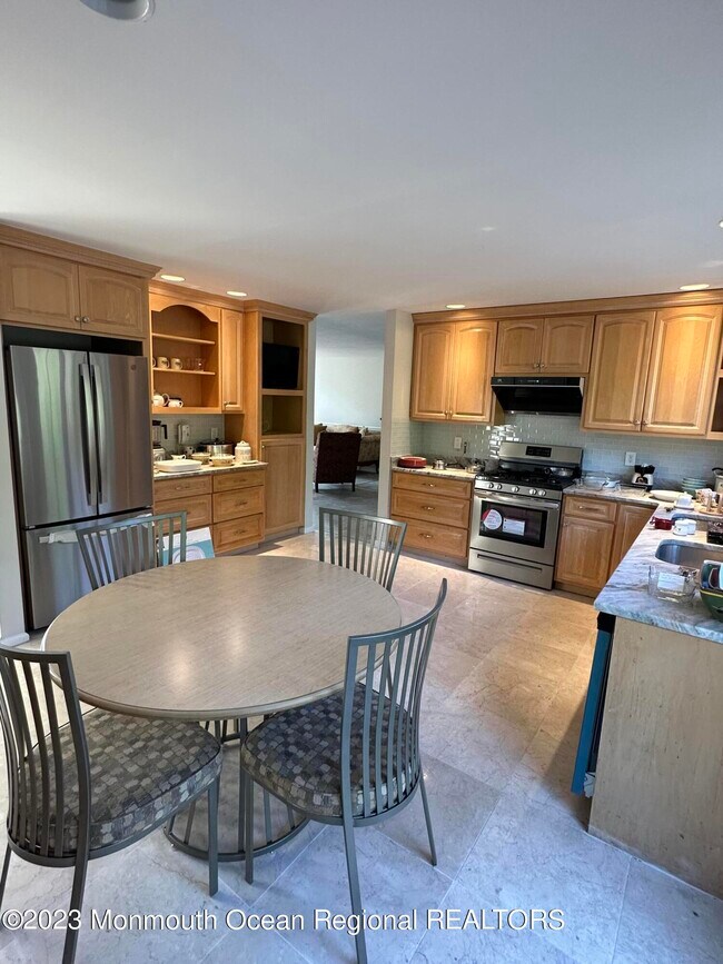 1693 Old Freehold Rd, Toms River, NJ 08755 House Rental in Toms River