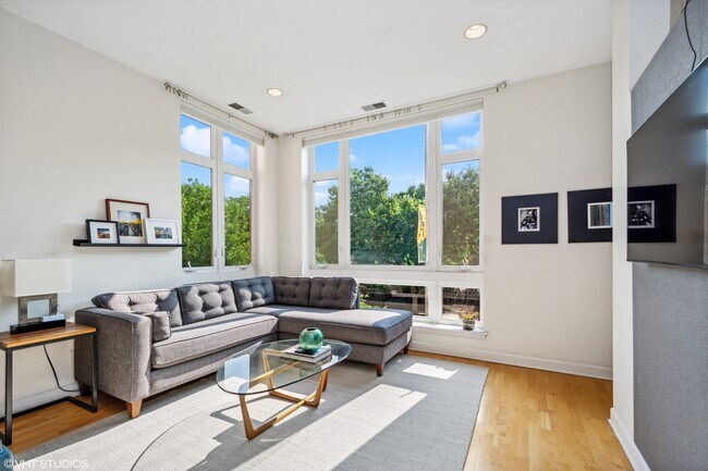 Foto del edificio - 4150 N Sheridan Rd