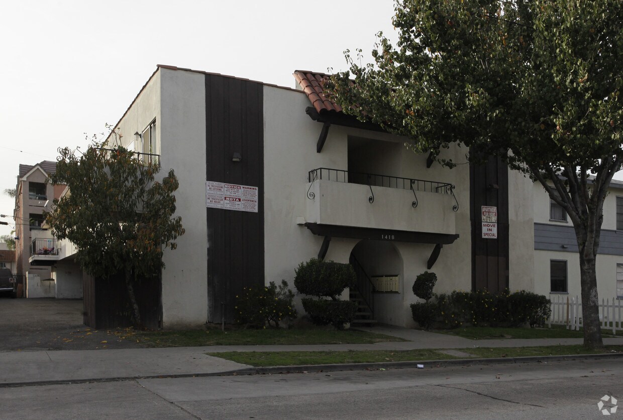 Primary Photo - 1418 N French St