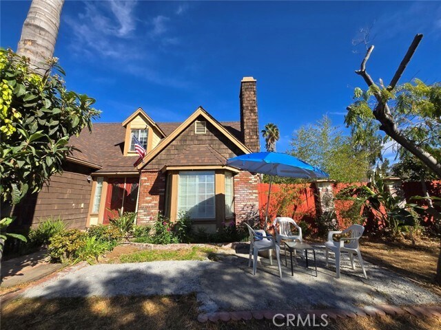 Foto principal - 7929 Bolton Ave