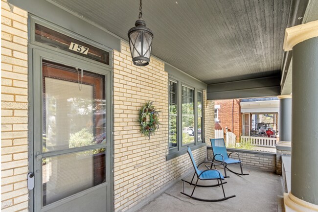 Building Photo - 157 E Oakland Ave