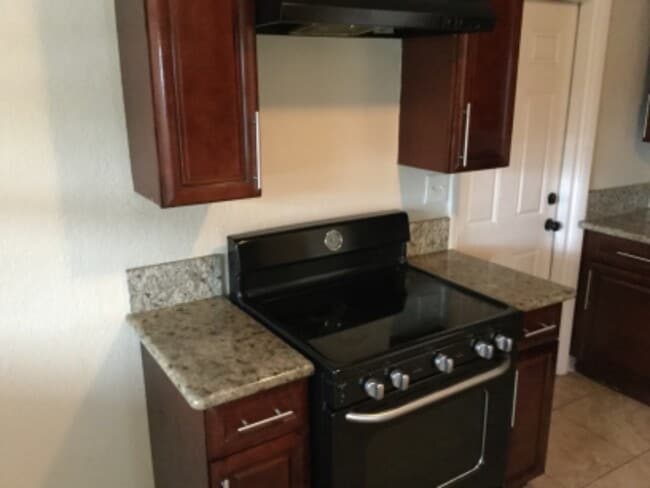 Photo - 10918 Starkey Rd (Seminole, FL) House