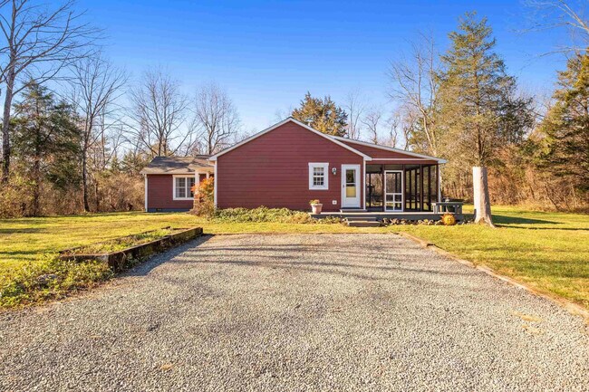 Building Photo - 8656 Little York Heights
