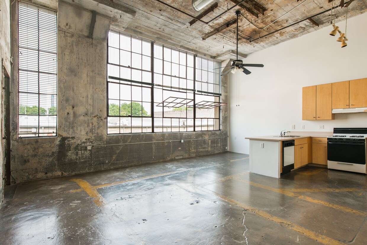 Primary Photo - Mattress Factory Lofts