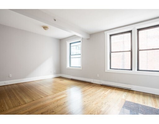 Foto del edificio - 100 Warrenton St