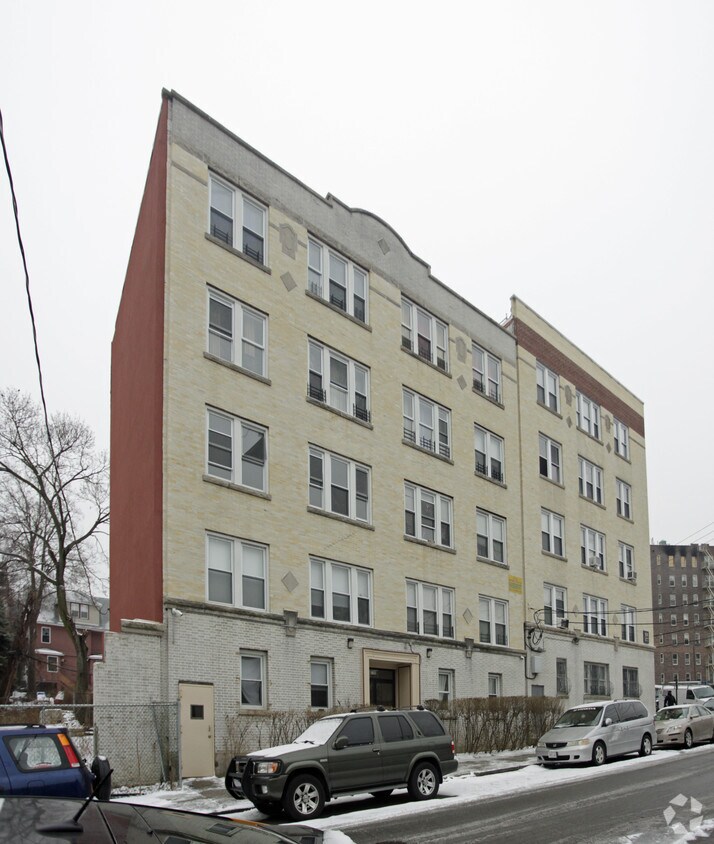 Foto del edificio - 100 Saint Andrews Pl