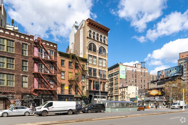 Vista exterior del edificio - 344 Bowery