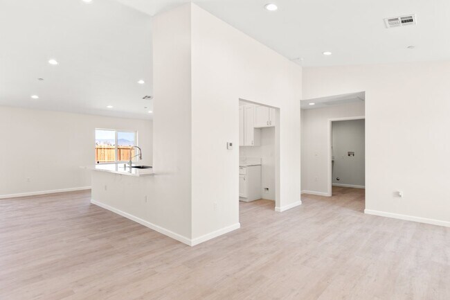 Foto del edificio - 21471 Reed Pl