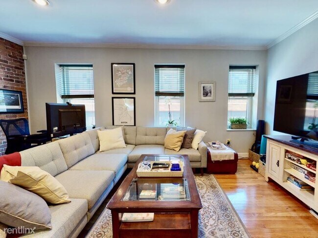 Foto del edificio - 1 br, 1 bath Condo - 152 Prince St 6 Unit 6