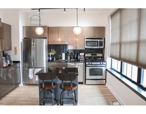 Foto del edificio - 944 Dorchester Ave