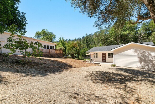 Foto del edificio - Spacious Newly Built ADU – Modern Comfort Close to Town