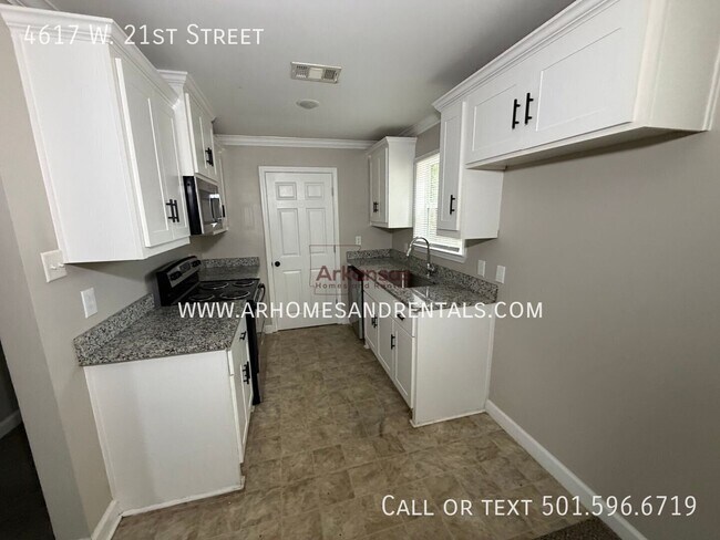 Foto del edificio - 4617 W 21st St