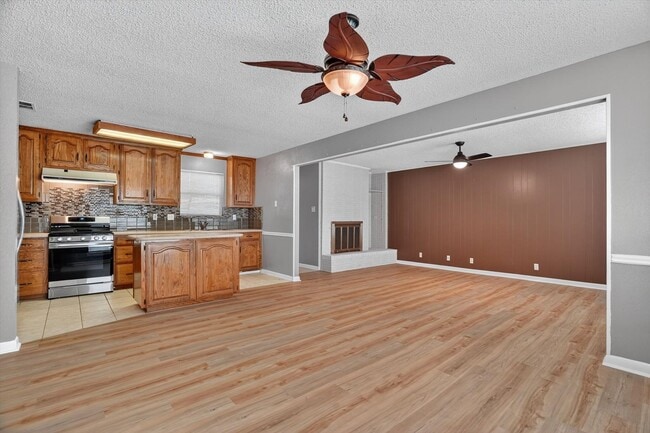 Foto del edificio - Move-In Ready Gem Near DFW Airport and Major Highways