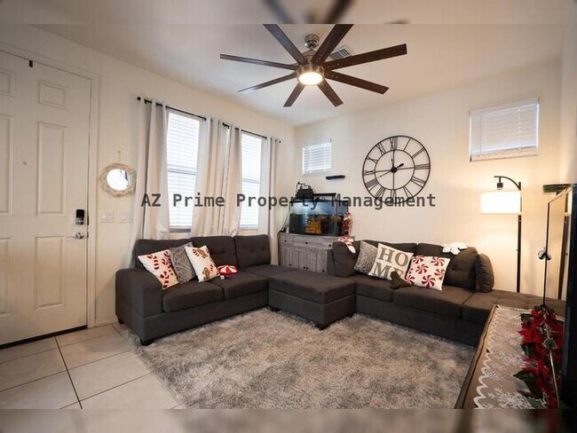 Building Photo - 3814 S 58th Dr