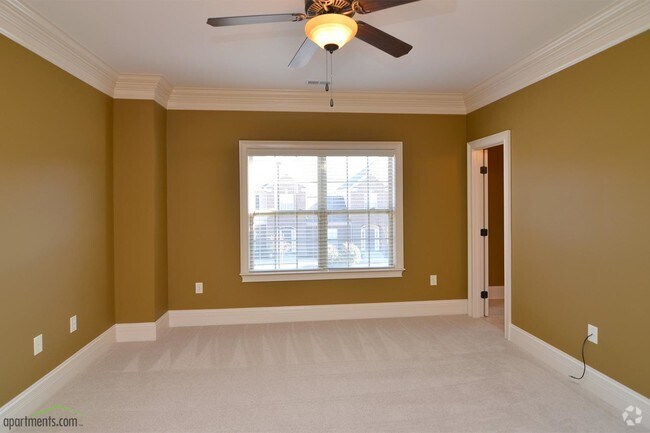 Habitación - CHANEY PLACE TOWNHOMES