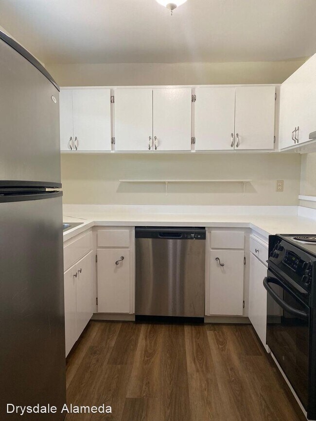 Foto del edificio - 3 br, 1.5 bath House - 1138 Fontana Drive
