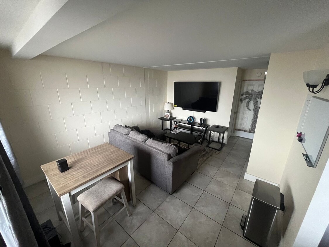 Photo - For Rent -[Pearl Kai Terrace] 834 Lehua Ave. #302