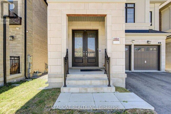 Building Photo - 47 Milky Way Dr
