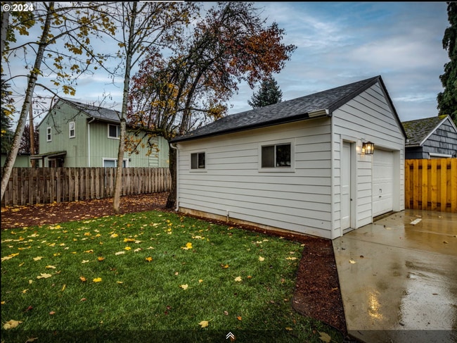 garage and backyard - 3805 E 11th St