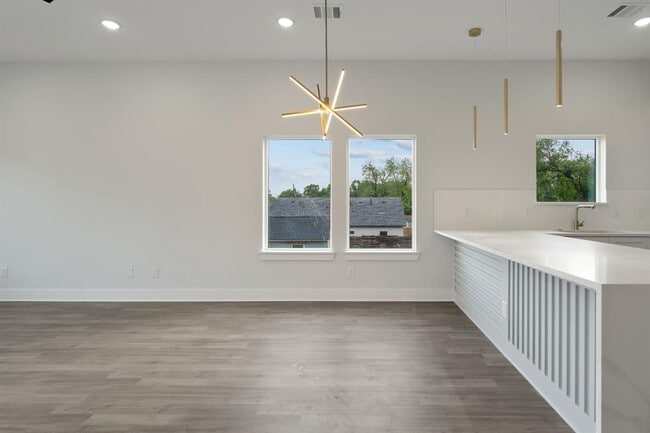 Building Photo - 8114 Double