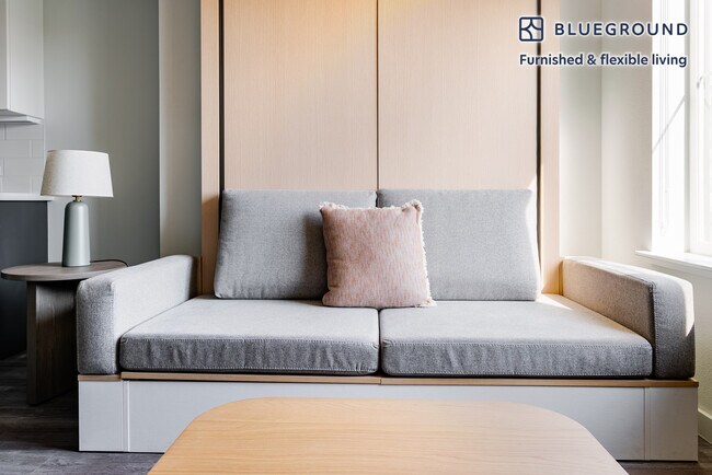 Foto del edificio - 2077 Haste St