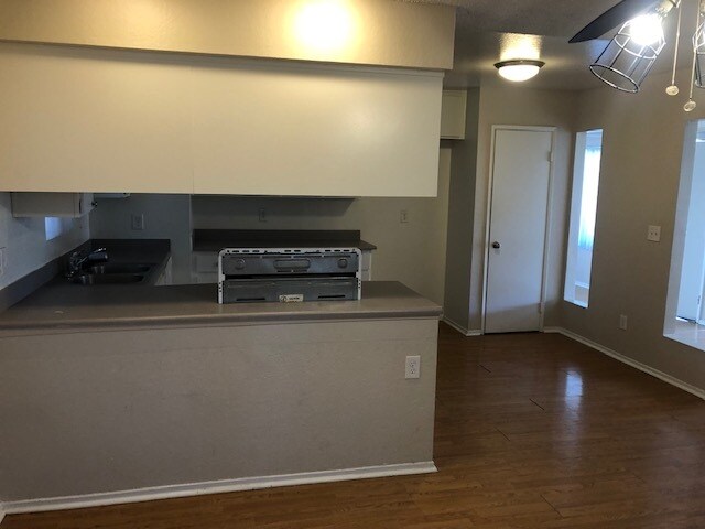 Foto del edificio - 1905 Alabama St