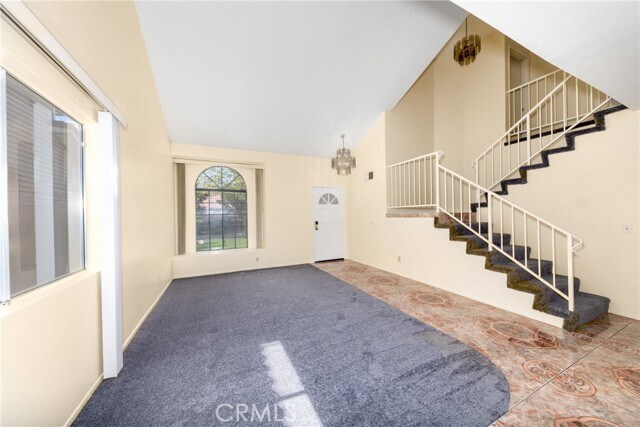 Foto del edificio - 631 N Driftwood Ave