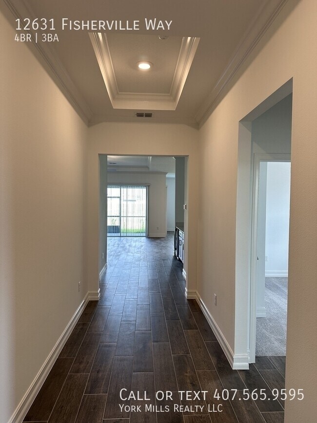 Foto del edificio - 12631 Fisherville Wy