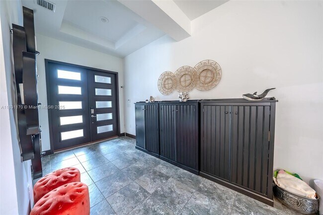 Foto del edificio - 15976 SW 136th Terrace