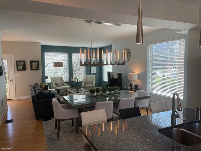 Building Photo - 2 br, 2.5 bath Townhome - 1419 Slate Court