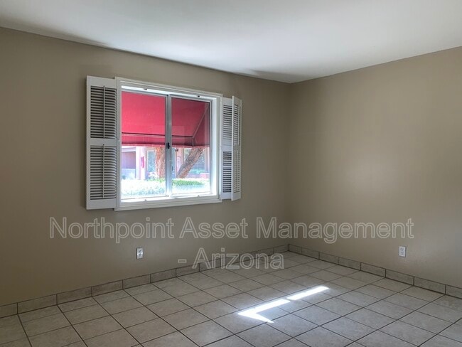 Building Photo - 3993 N Campbell Ave