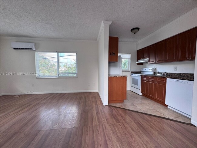 Foto del edificio - 520 NE 82nd Terrace