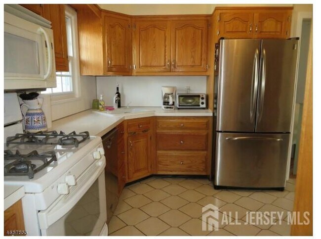 Building Photo - 1571 Ramapo Way