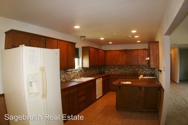 Building Photo - 4 br, 2 bath House - 1310 CR 5