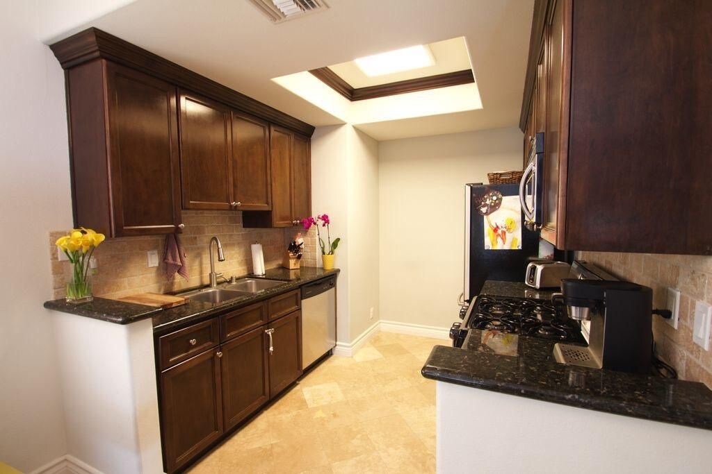 Foto principal - 4128 Whitsett Ave