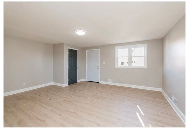 Foto del edificio - 3 bedroom Dundalk