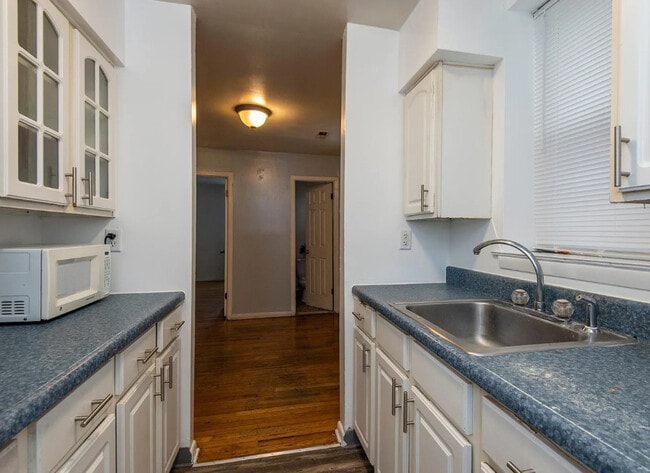 Foto del edificio - 5172 Parkside Ave