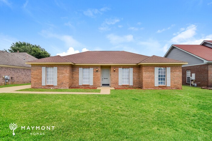 Primary Photo - 2645 Fair Oaks Dr