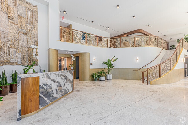 Lobby - The Lindley