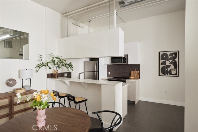 Foto del edificio - 939 S Broadway