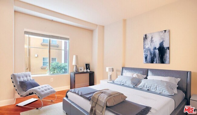 Foto del edificio - 340 Hauser Blvd