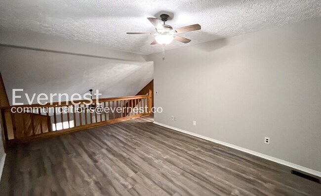 Foto del edificio - 2 Bed/2 Bath Home with Modern Amenities / Pet-Friendly / Available Now!