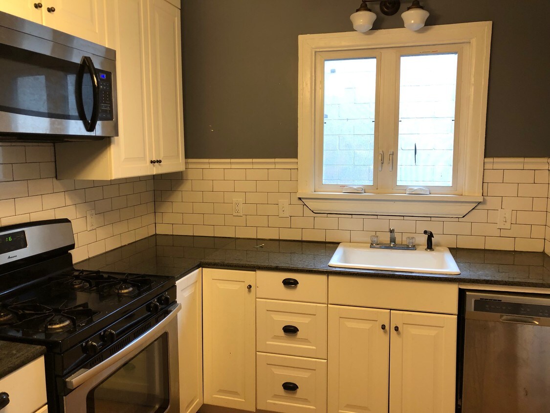 Foto principal - 123 Bidwell Pkwy