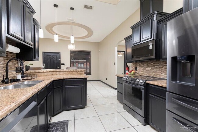 Foto del edificio - 7533 N 26th St