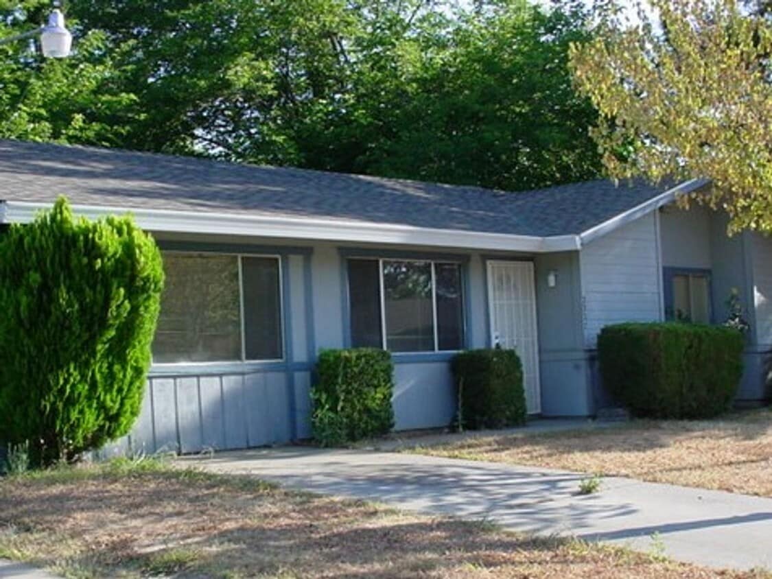 Primary Photo - Elverta 3 bedroom