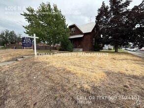 Building Photo - 4006 N Addison St