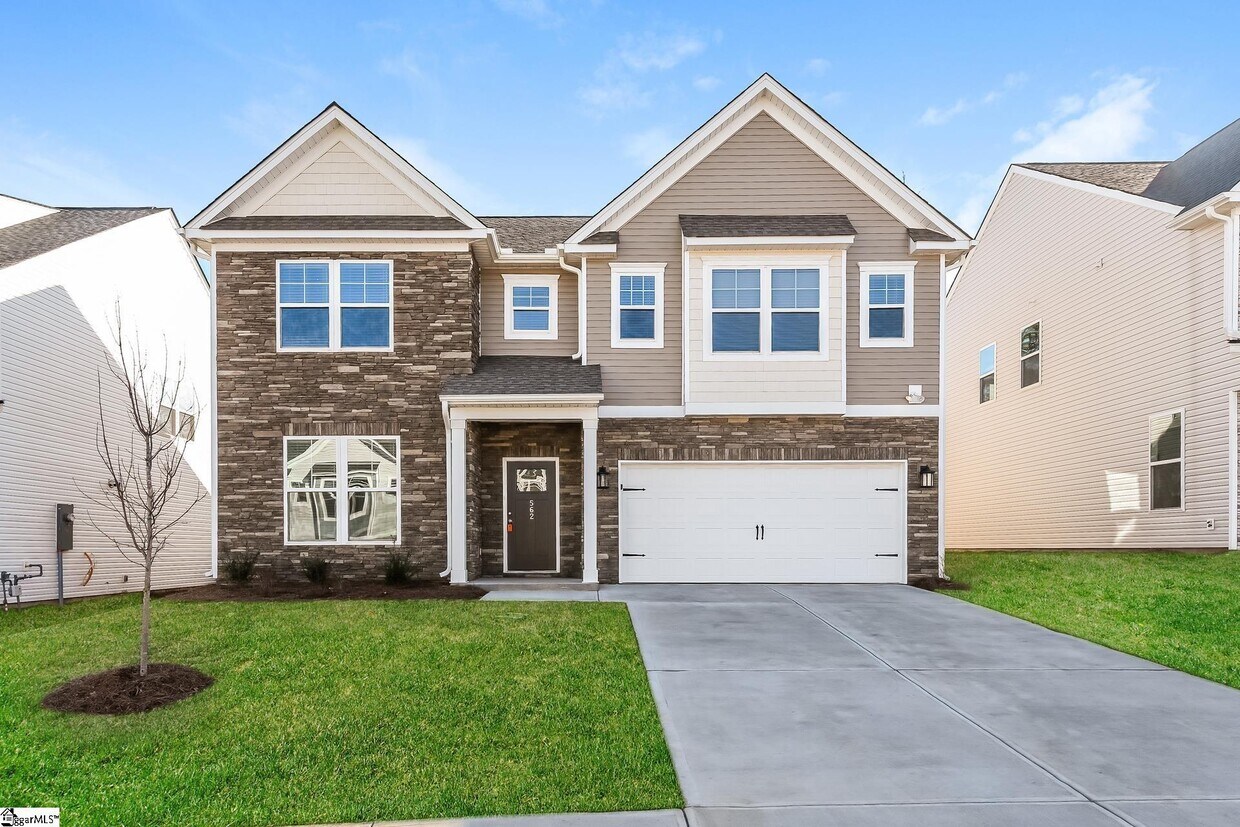 562 Hillpark Ln, Greer, SC 29651 House Rental in Greer, SC