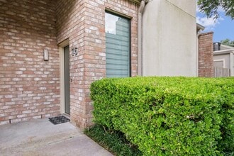 Building Photo - 8100 Cambridge St