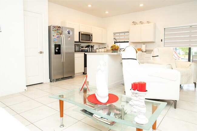 Foto del edificio - 1147 SW 7th Ave